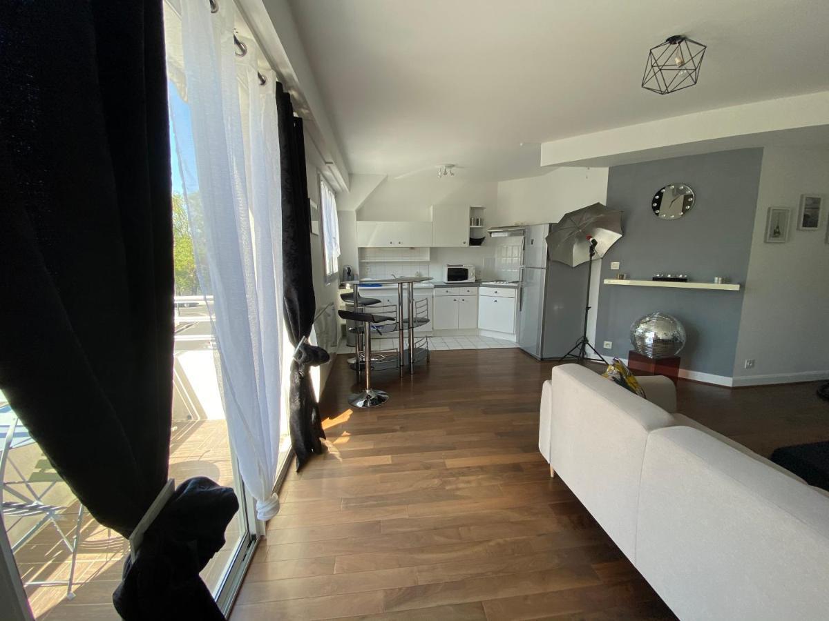 Charmant Appartement En Bord De Cher Saint-Avertin Dış mekan fotoğraf